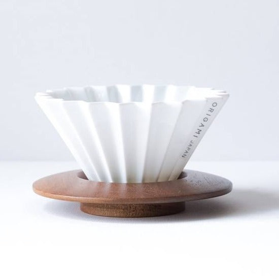Origami dripper 01 قمع ترشيح مع قاعدة خشبية
